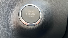Volvo XC40 2.0 B3P Plus Dark 5dr Auto Petrol Estate